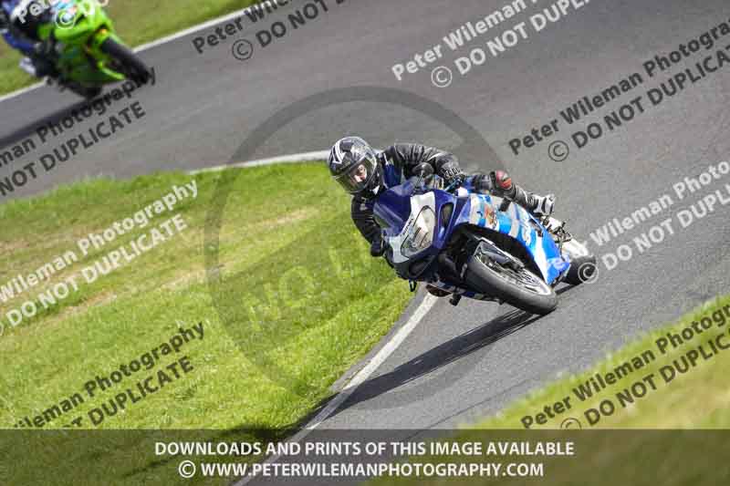 cadwell no limits trackday;cadwell park;cadwell park photographs;cadwell trackday photographs;enduro digital images;event digital images;eventdigitalimages;no limits trackdays;peter wileman photography;racing digital images;trackday digital images;trackday photos